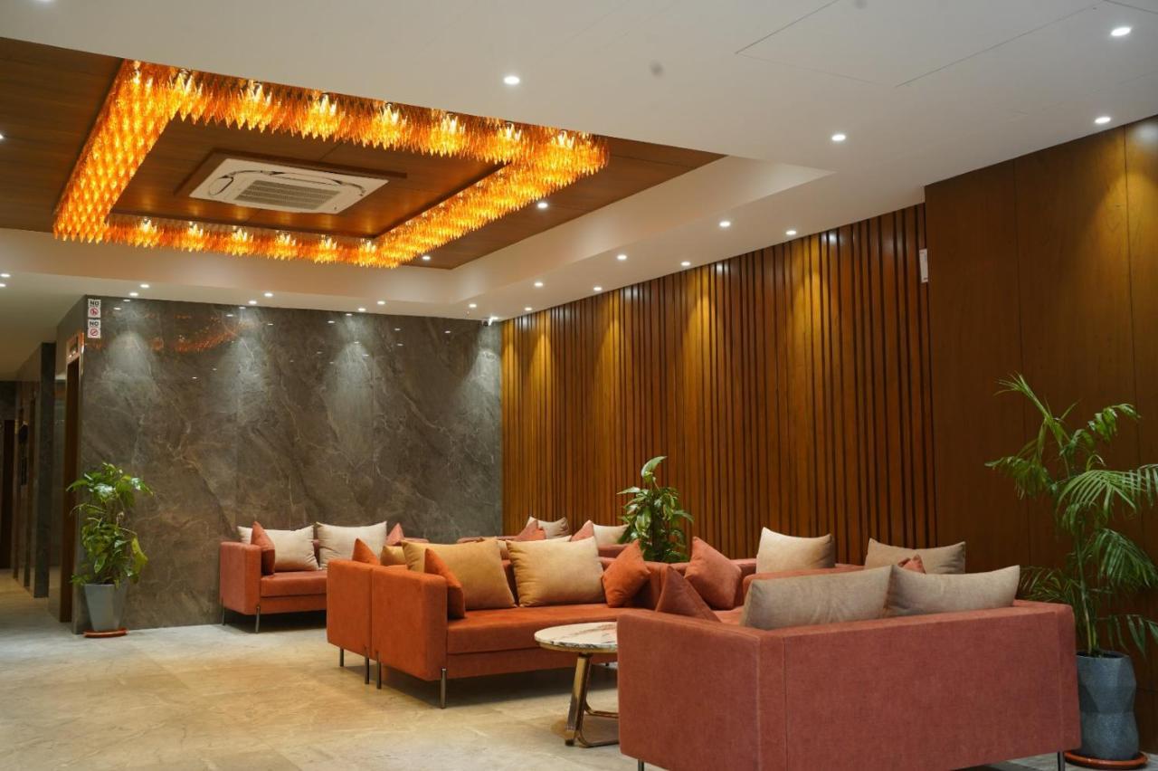 Hotel Stature Inn Kevadia المظهر الخارجي الصورة