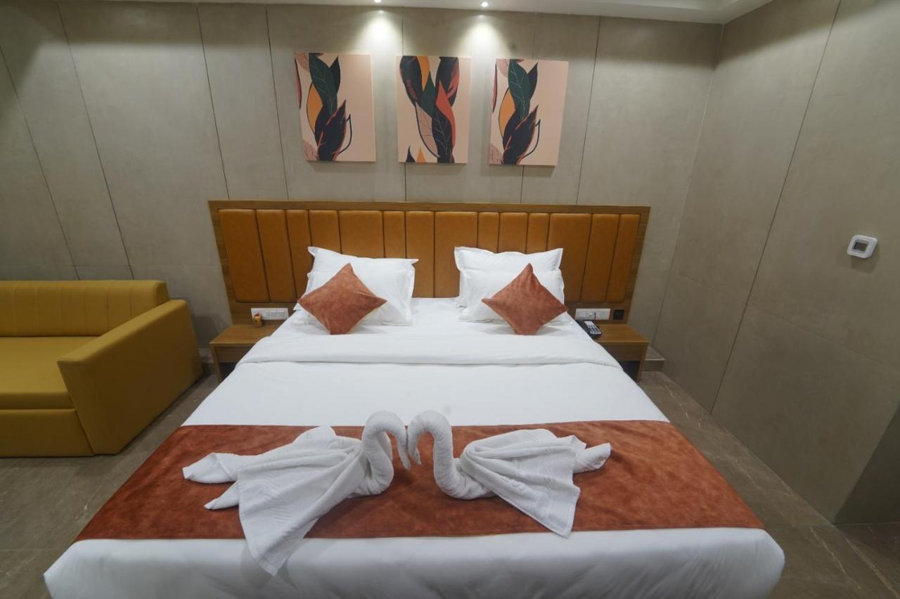 Hotel Stature Inn Kevadia المظهر الخارجي الصورة