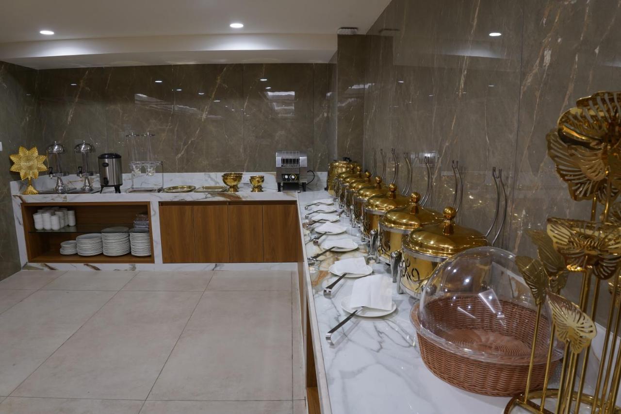 Hotel Stature Inn Kevadia المظهر الخارجي الصورة