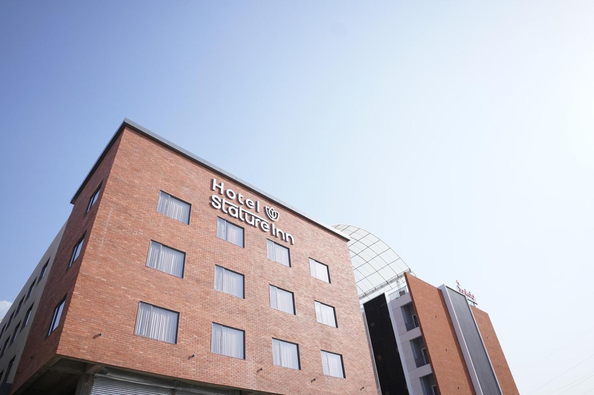 Hotel Stature Inn Kevadia المظهر الخارجي الصورة