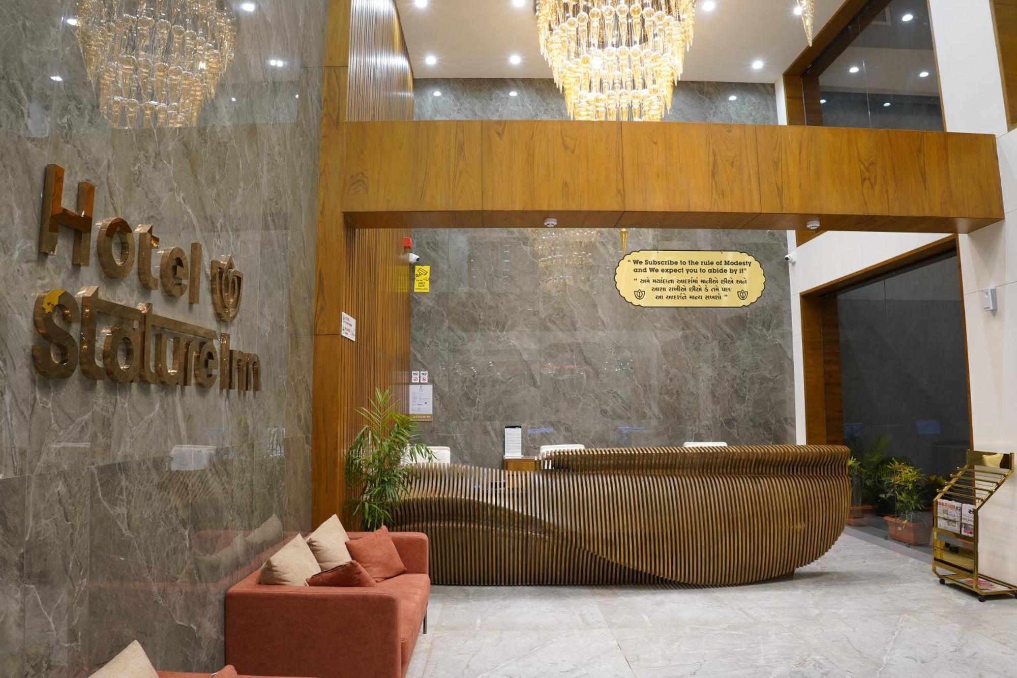 Hotel Stature Inn Kevadia المظهر الخارجي الصورة